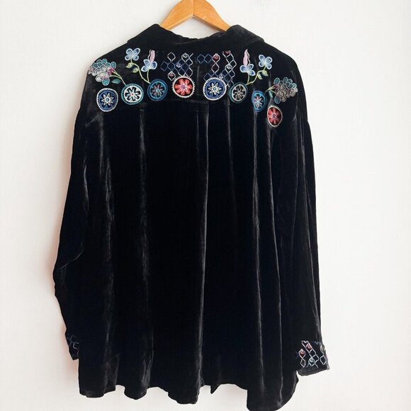 Johnny Was Pacifica Black Velvet Colourful Embroidered Button Down Top 2X - Picture 6 of 9